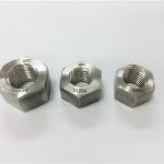 무거운 육각 너트가있는 A193 B8 스터드 볼트